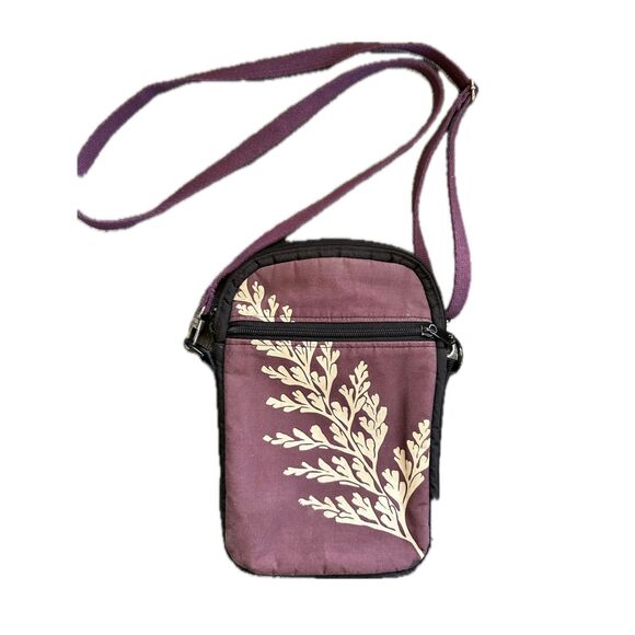 Handmade Hawaiian Sig Zane Inspired Travel Crossbody Bag Thirty-One Strap - Picture 1 of 5